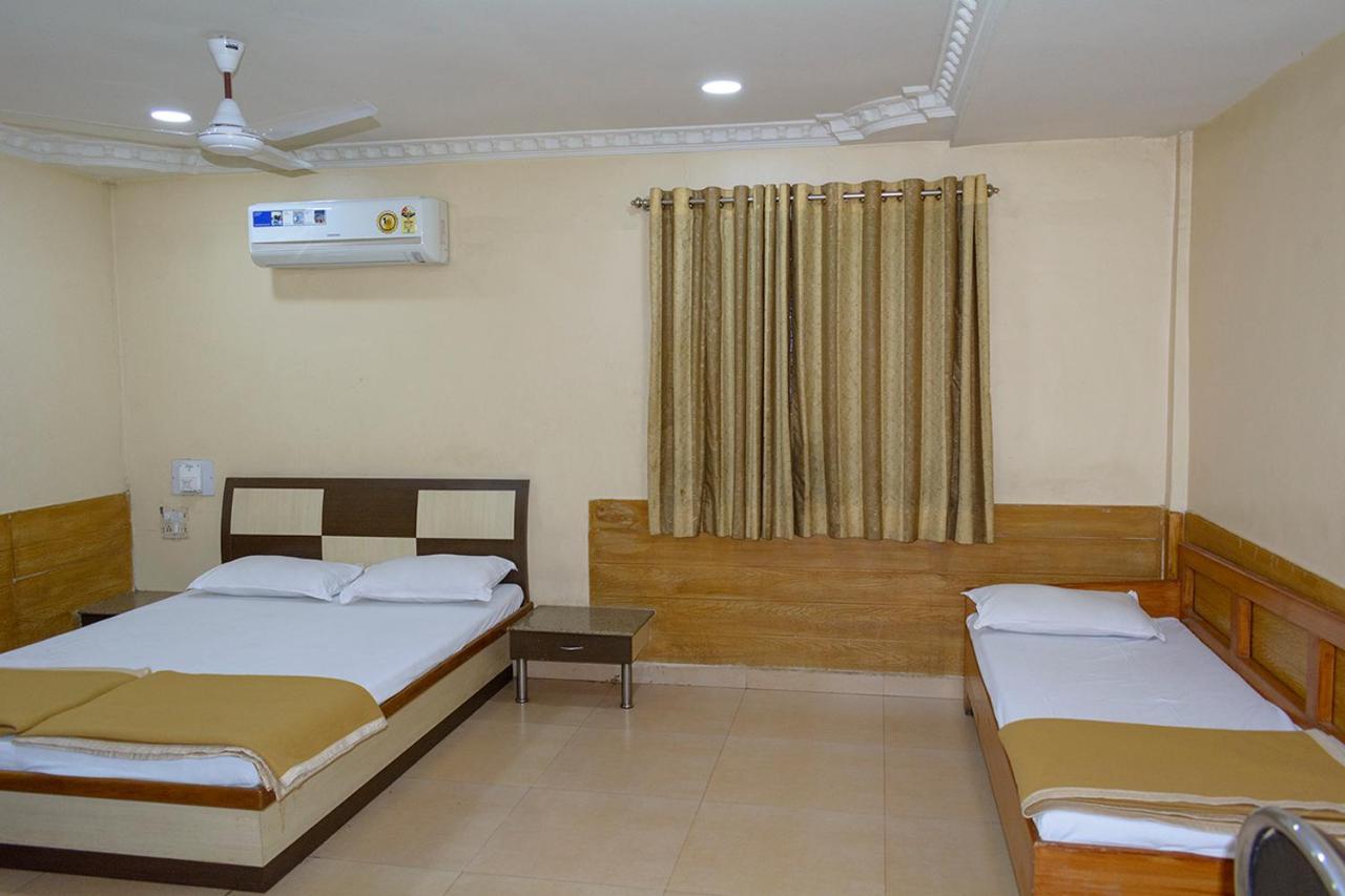 Hotel Mukesh Residency Pune Zewnętrze zdjęcie