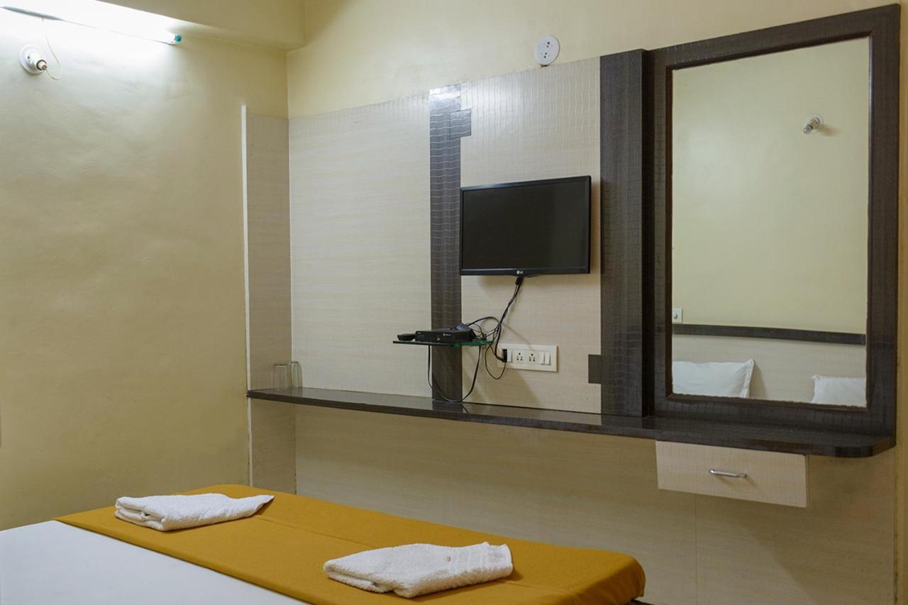 Hotel Mukesh Residency Pune Zewnętrze zdjęcie