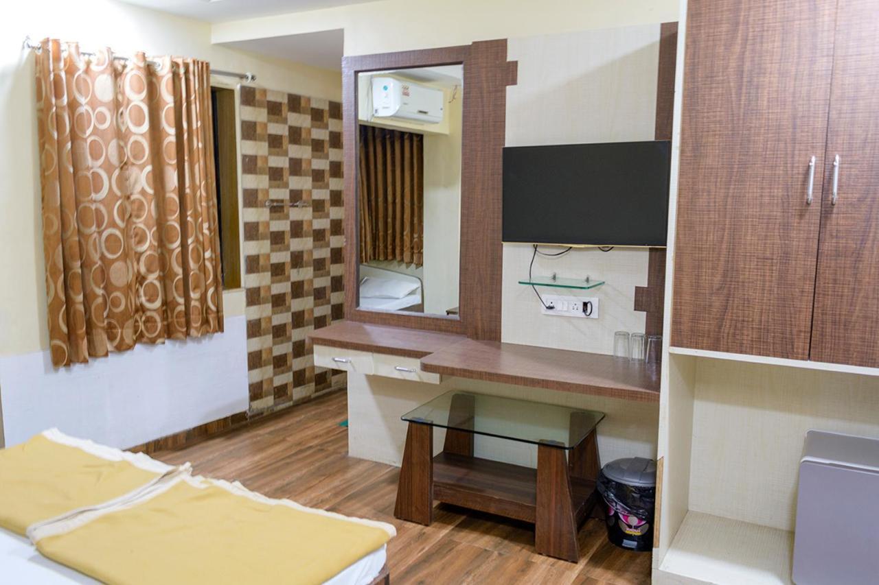 Hotel Mukesh Residency Pune Zewnętrze zdjęcie
