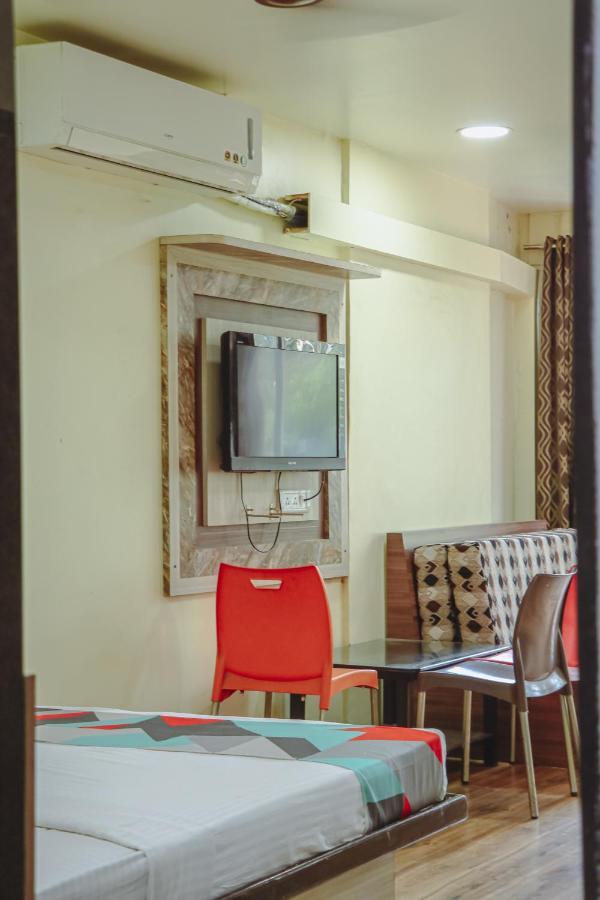 Hotel Mukesh Residency Pune Zewnętrze zdjęcie